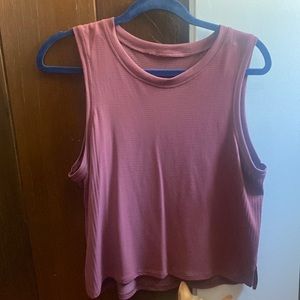 Lululemon train to be tank